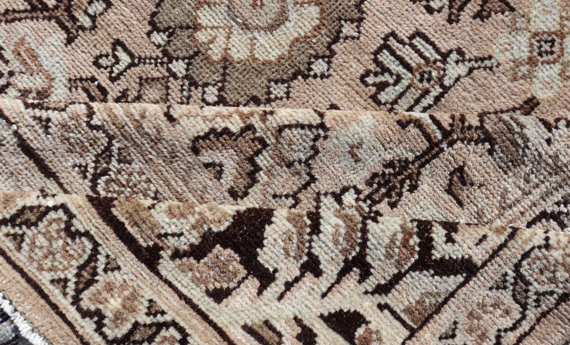 Vintage Sultanabad - Mahal Rug with All - Over Sub - Geometric Medallion Design This vintage Persian rug features an all - neutral palette of creams, taupe, and cocoas. The field as floral medallion and motifs. The border with a separate floral design w... - Keivan Woven ArtsPTA - 200703 - 16570Rug
