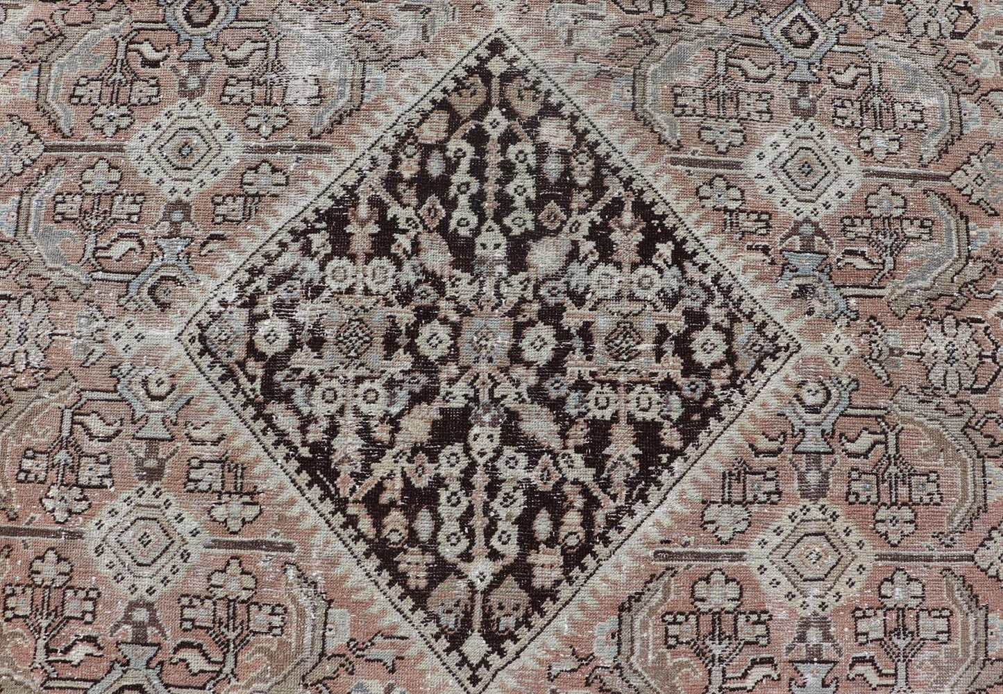 Vintage Sultanabad - Mahal Rug in earthy tones with browns. Keivan Woven Arts / rug PTA - 200739, country of origin / type: Persian / Sultanabad - Mahal, circa Early - 20th Century. Measures: 9'0 x 11'10 Vintage Persian Sultanabad - Mahal Rug w... - Keivan Woven ArtsPTA - 200739 - 17015Rug