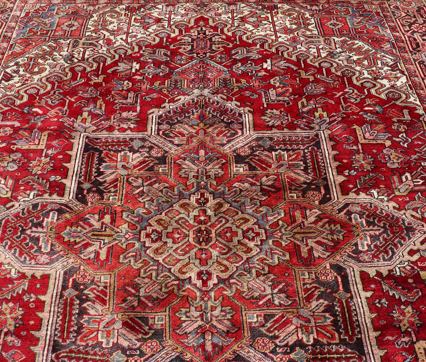 Vintage Heriz with Geometric Diamond Design in Reds, Ivory, Blue, light yellow green & Charcoal. Keivan Woven Arts Vintage Persian Heriz Rug, rug PTA - 21023, country of origin / type: Persian / Heriz, circa Mid - 20th Century. This gorgeou... - Keivan Woven ArtsPTA - 21023 - 18215Rug
