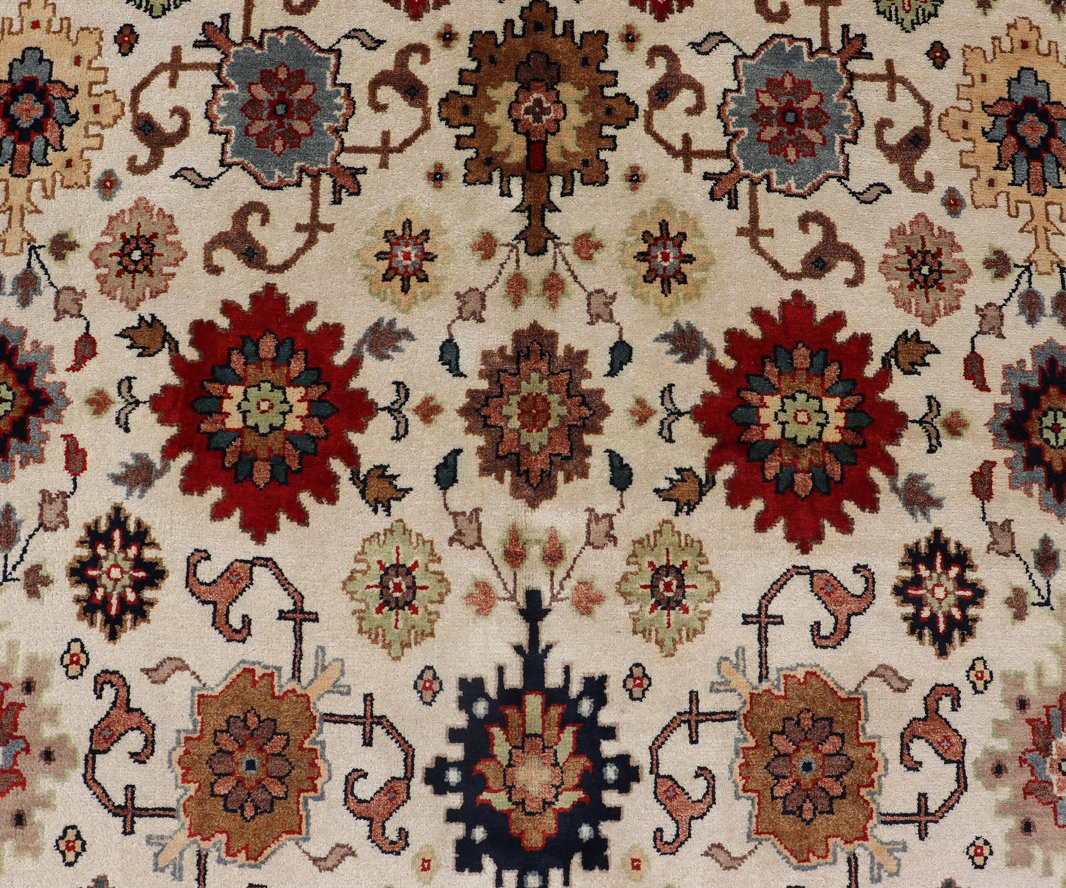 Beautiful modern Mahal - Sultanabad hand - knotted wool rug with a Traditional Design. This Mahal - Sultanabad rug has a multi - color accent in a gorgeous all - over floral design. Keivan Woven Arts/ Rug/PTA - 2109 - 04 country of origin / type: India / Heriz, circ... - Keivan Woven ArtsPTA - 2109 - 04 - 17050Rug