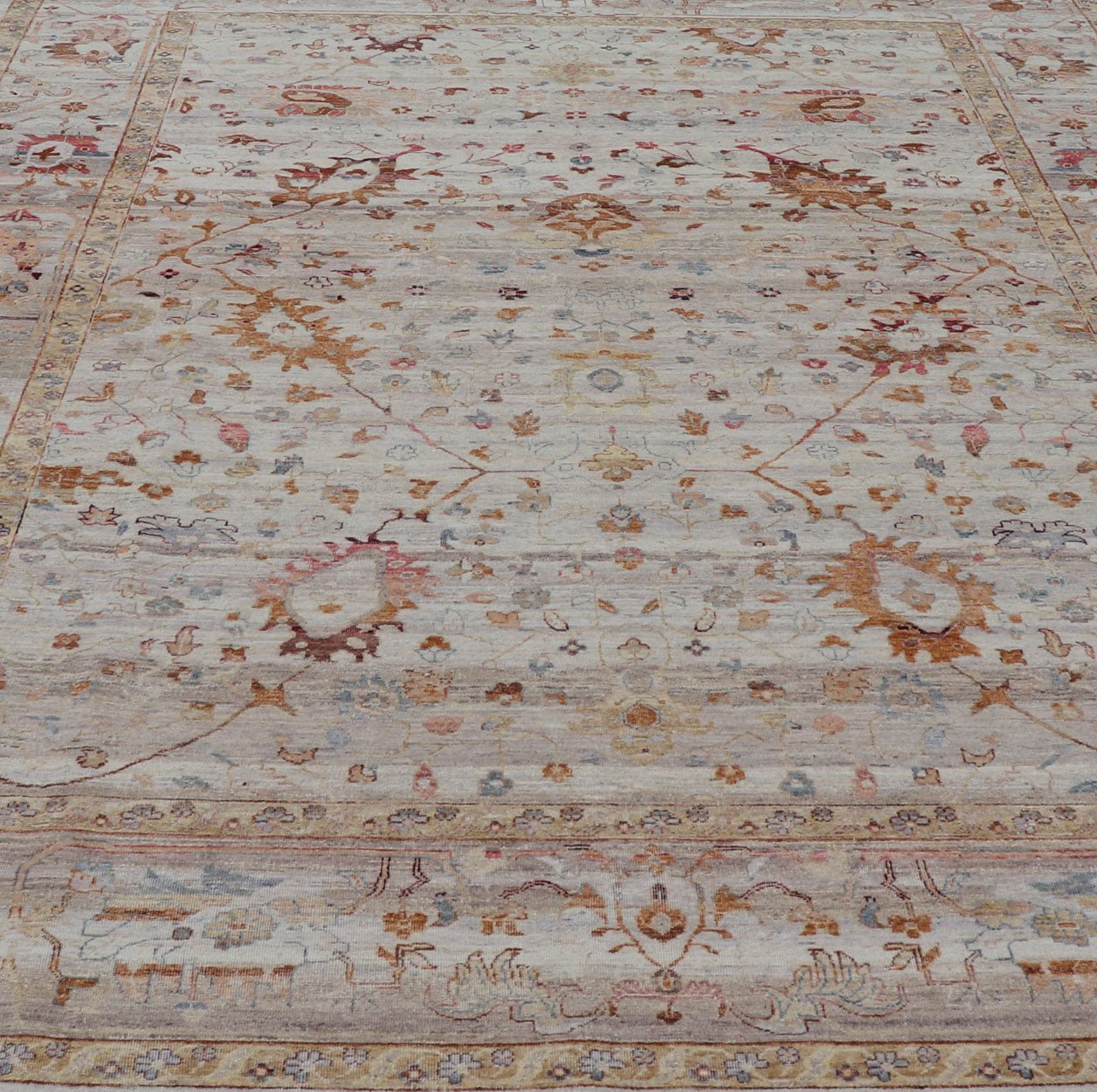 Modern Oushak Muted Rug in Earthy Tones on a Cream Background. Country of Origin: India; Type: Oushak; Design: All - Over, Floral, Oushak Floral; Keivan Woven Arts: rug PUR - 31486; All Gray Indian Oushak Rug With All - Over Floral Design in Wool; Floral Ous... - Keivan Woven ArtsPUR - 31486 - EA - 3011 - 22896Rug
