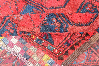 Ersari rug Medium sized hand - knotted rug with a red background with navy blue accents, cased within an intricate border and Gul design within the field. Circa 1940, Turkomen sub geometric, Keivan Woven Arts, rug R20 - 0604 Measurement 7'3... - Keivan Woven ArtsR20 - 0604 - 12946Rug