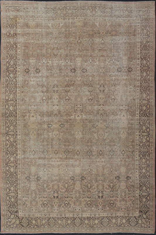 Large Antique Turkish Sivas Rug with Floral Design in Earthy Neutral Tones. Country of Origin: Turkey; Type: Sivas; Design: Floral, All - Over, Floral Trellis; Keivan Woven Arts: rug /R20 - 0807. Measures: 11'6 x 17'2 In this early 20th ce... - Keivan Woven ArtsR20 - 0807 - 13212