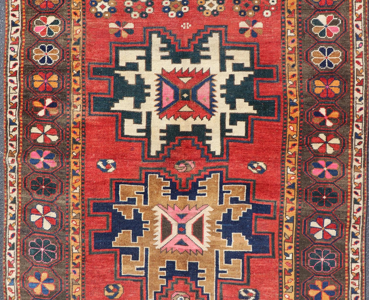 Antique Caucasian Kazak Rug with Sub - Geometric Star Medallions Design Keivan Woven Arts / rug R20 - 0809, country of origin / type: Caucasus / Kazak, circa Late - 19th Century. Antique Caucasian Kazak Rug with Sub - Geometric Medallions Design. Measures: ... - Keivan Woven ArtsR20 - 0809 - 13180