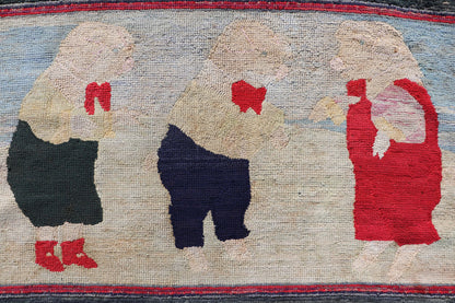 Large American Antique Hooked Rug with Panel of Children's Rhymes in different character , Keivan Woven Arts/ rug R20 - 0829, country of origin / type: United States / Hooked, circa 1900 Measures: 6'8 x 8'2 This stunning antique hooked rug ... - Keivan Woven ArtsR20 - 0829 - 13358