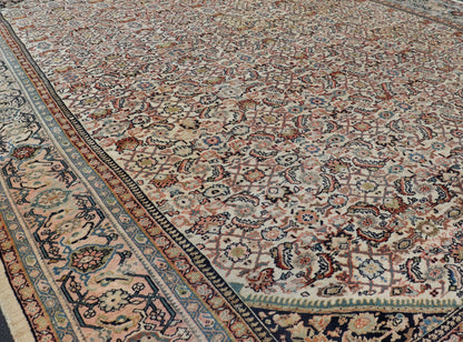 Large Antique Persian Sultanabad Rug in Ivory Background & All - Over Design. Outstanding Antique Sultanabad Persian Rug ivory background from Persia with all - over geometric design, rug R20 - 1209, country of origin / type: Iran / Sultanabad , circa 19... - Keivan Woven ArtsR20 - 1209 - 15238Rug