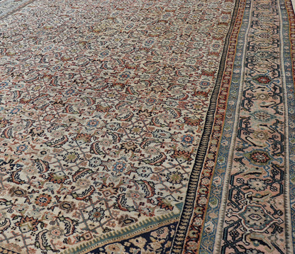 Large Antique Persian Sultanabad Rug in Ivory Background & All - Over Design. Outstanding Antique Sultanabad Persian Rug ivory background from Persia with all - over geometric design, rug R20 - 1209, country of origin / type: Iran / Sultanabad , circa 19... - Keivan Woven ArtsR20 - 1209 - 15238Rug