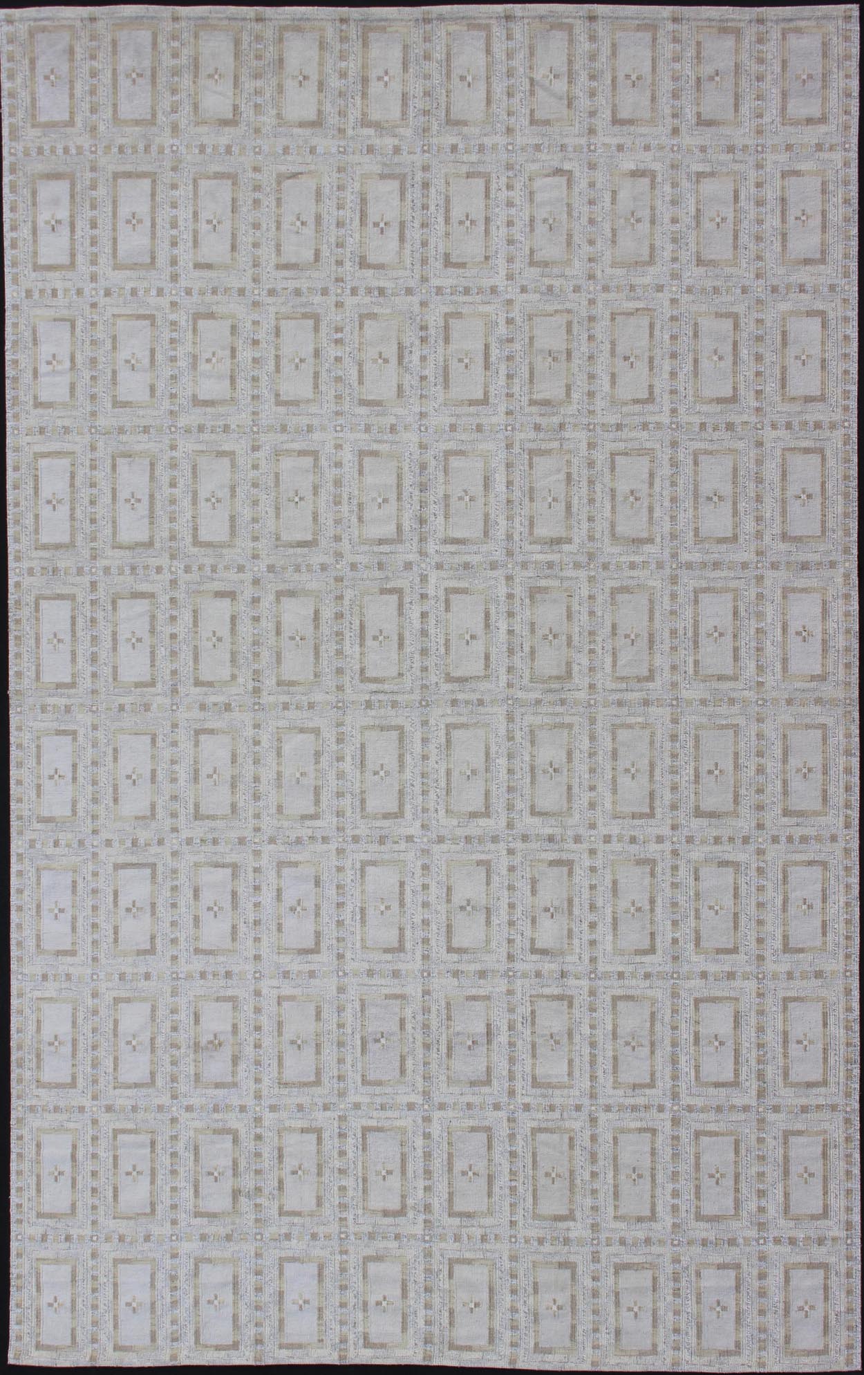 Cream, silver, tan, taupe, and ivory geometric all - over design Scandinavian flat - weave rug. Keivan Woven Arts / rug RJK - 17389 - SHB - 045 - 02, Country of origin / type: India / Scandinavian flat - weave. Measures: 14'5 x 22'6. This Scandinavian flat - wea... - Keivan Woven ArtsRJK - 17389 - SHB - 045 - 02 - 11092Rug