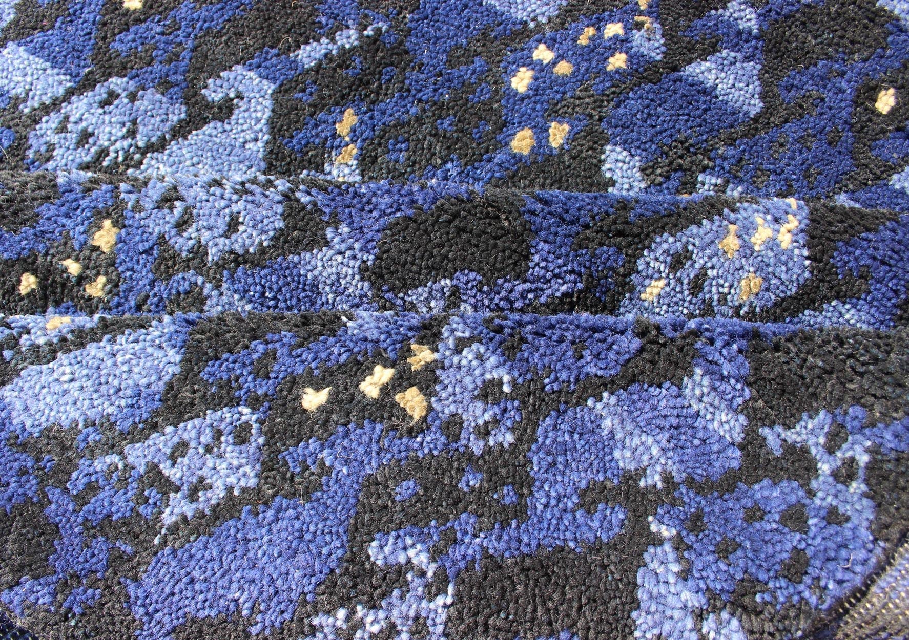 Modern Scandinavian/Swedish Geometric Design Rug by Keivan Woven Arts. rug RJK - 19410 - SHB - 121 - PILE, Keivan Woven Arts / country of origin / type: India / Scandinavian piled/flat weave rug Measures: 9'2 x 11'10. This Scandinavian Pile rug is inspir... - Keivan Woven ArtsRJK - 19410 - SHB - 121 - PILE - 1921Rug