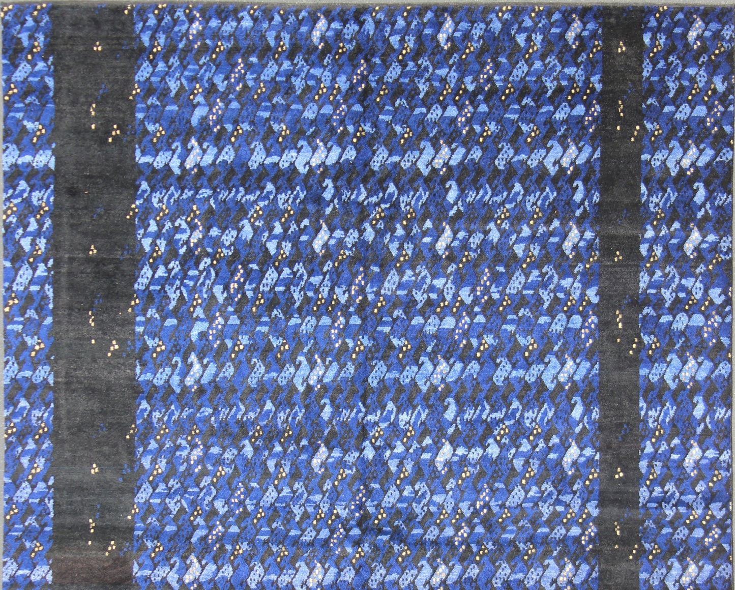 Measures: 10'2 x 13'9. Midnight blue and other shades of blue Contemporary Scandinavian design large rug with soft wool, feels great to the feet, This predominantly mid night blue rug has a pop of night light in the color yellow color. Large Modern ... - Keivan Woven ArtsRJK - 19417 - A2113A - 13116Rug