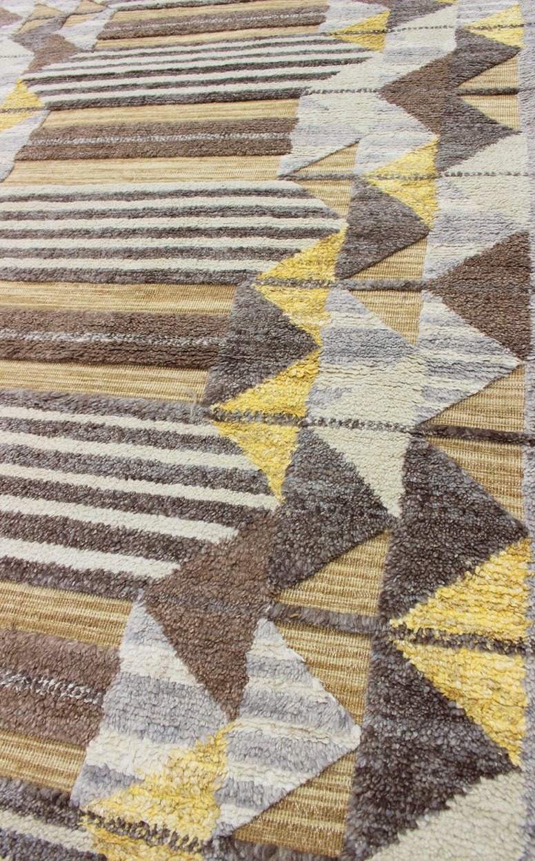 Piled Modern Gallery Scandinavian/Swedish Geometric Design Rug in Earth Tones Contemporary Scandinavian design in piled and Hi - Low rug in tan, brown, gold, and creams, Keivan Woven Arts / rug RJK - 19649 - AHM - A - 2702, country of origin / type: Scand... - Keivan Woven ArtsRJK - 19649 - AHM - A - 2702 - 13122Rug