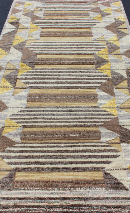 Piled Modern Gallery Scandinavian/Swedish Geometric Design Rug in Earth Tones Contemporary Scandinavian design in piled and Hi - Low rug in tan, brown, gold, and creams, Keivan Woven Arts / rug RJK - 19649 - AHM - A - 2702, country of origin / type: Scand... - Keivan Woven ArtsRJK - 19649 - AHM - A - 2702 - 13122Rug