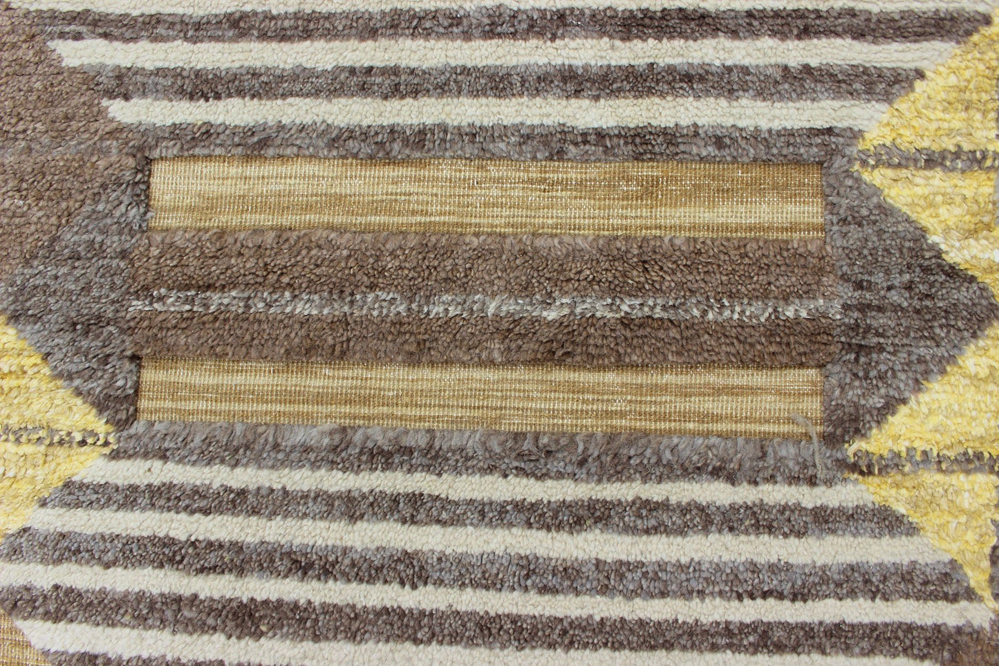 Piled Modern Gallery Scandinavian/Swedish Geometric Design Rug in Earth Tones Contemporary Scandinavian design in piled and Hi - Low rug in tan, brown, gold, and creams, Keivan Woven Arts / rug RJK - 19649 - AHM - A - 2702, country of origin / type: Scand... - Keivan Woven ArtsRJK - 19649 - AHM - A - 2702 - 13122Rug