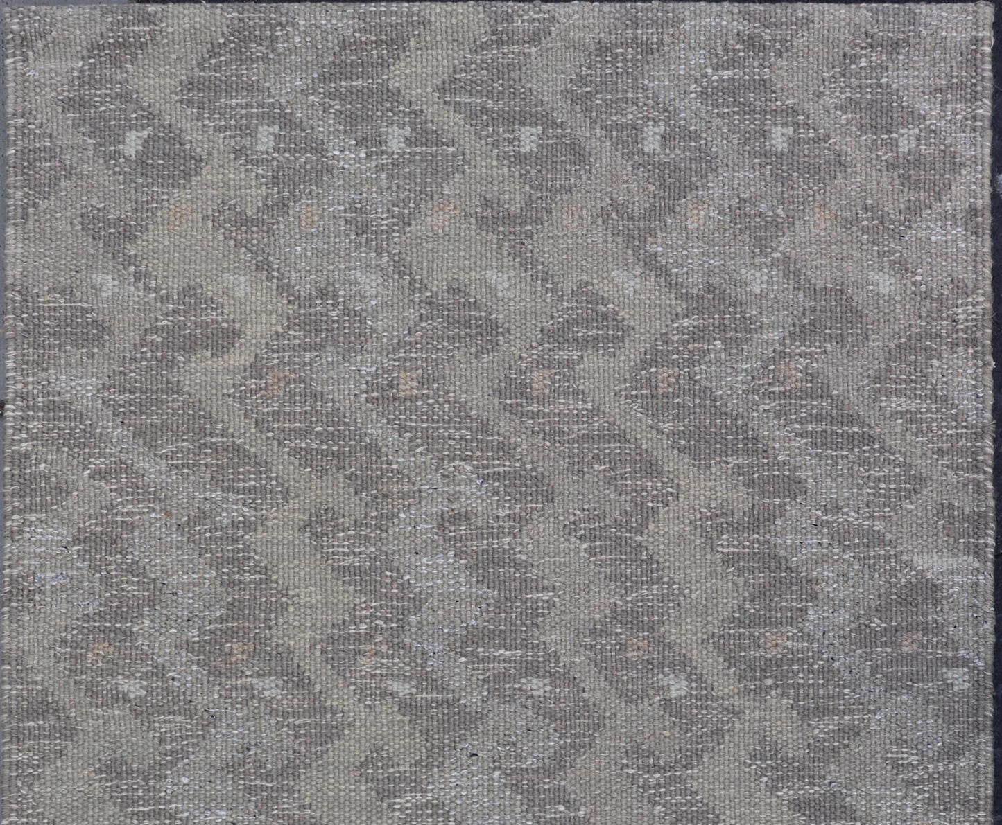 Geometric Modern Scandinavian Flat - Weave Design Rug in Gray And Light Gray Tones. Keivan Woven Arts / rug RJK - 20951 - STK - 001 - 01, country of origin / type: India / Scandinavian flat - weave. Measures: 3'2 x 4'10 This Scandinavian flat - weave is inspi... - Keivan Woven ArtsRJK - 20951 - STK - 001 - 01 - 24655Rug