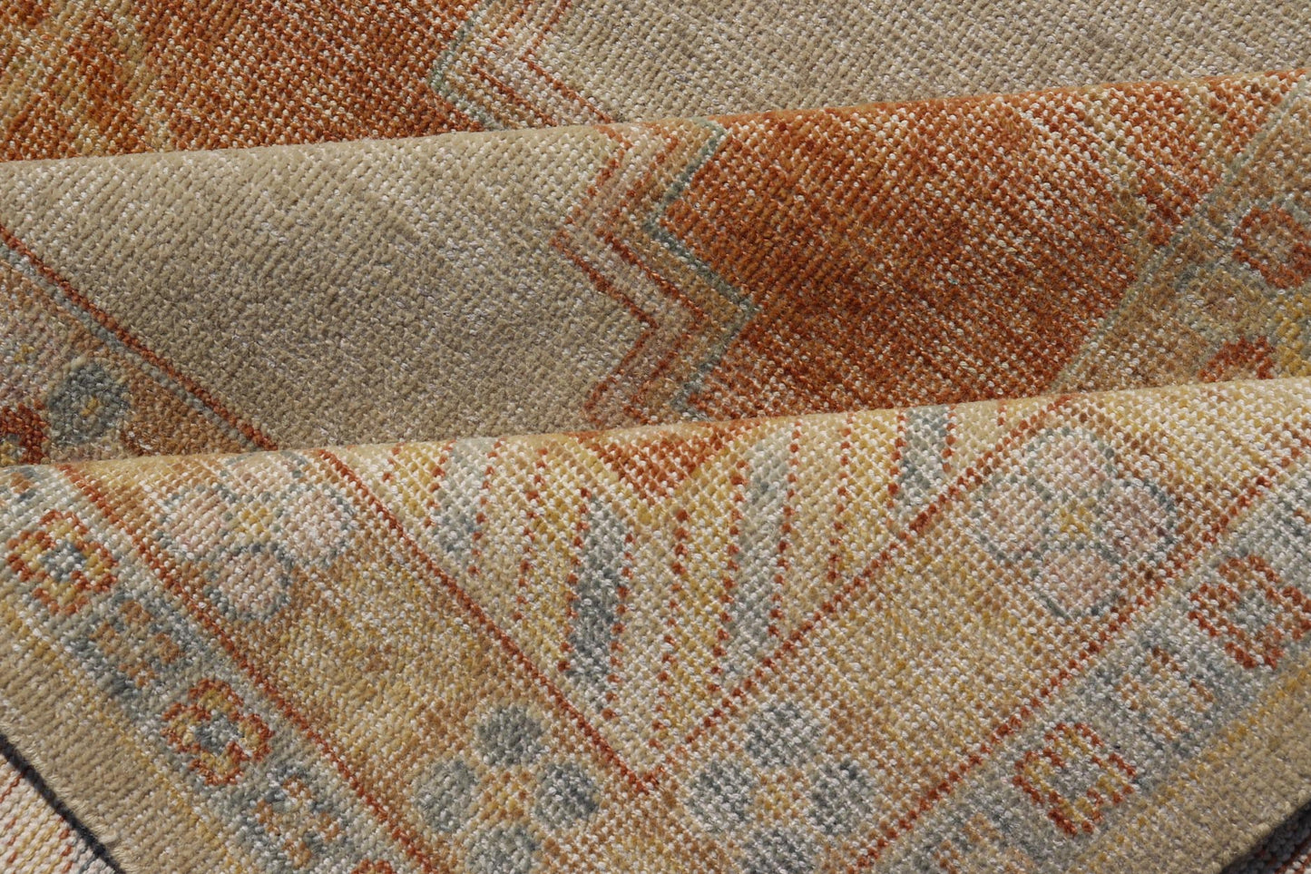 Distressed Modern Khotan Design Rug with Diamond & Geometric Pattern In Ivory, Burnt Orange, light green, light blue and yellow colors. Keivan Woven Arts/ rug RJK - 24848 - JPR - 011 - 01 country of origin / type: India / Khotan 21st Century. Measures: ... - Keivan Woven ArtsRJK - 24848 - JPR - 011 - 01 - 21535Rug