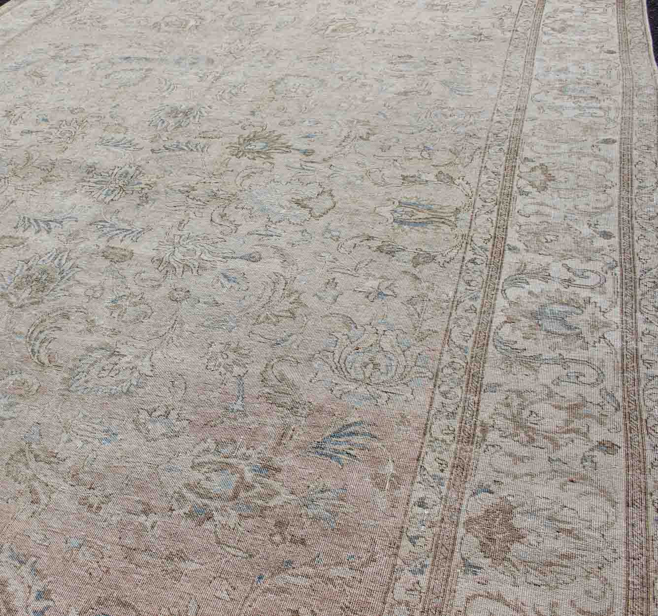 Persian Tabriz Long Rug with Floral Design in Ivory, Blue, Blush, Brown.Vintage/Semi Antique Persian Tabriz rug with all - over floral design in ivory, blush, brown, light blue. Keivan Woven Arts / rug RM - K27550, country of origin / type: Iran / Tabriz, ... - Keivan Woven ArtsRM - K27550 - 1156Rug
