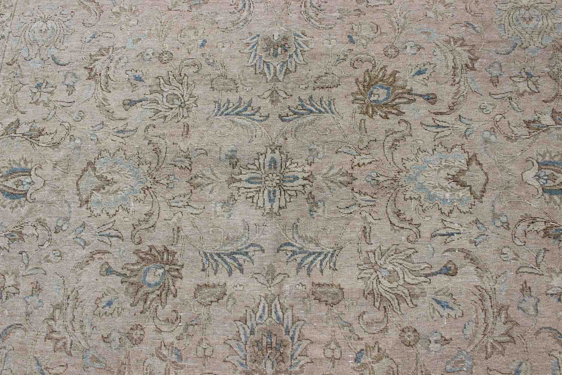 Persian Tabriz Long Rug with Floral Design in Ivory, Blue, Blush, Brown.Vintage/Semi Antique Persian Tabriz rug with all - over floral design in ivory, blush, brown, light blue. Keivan Woven Arts / rug RM - K27550, country of origin / type: Iran / Tabriz, ... - Keivan Woven ArtsRM - K27550 - 1156Rug
