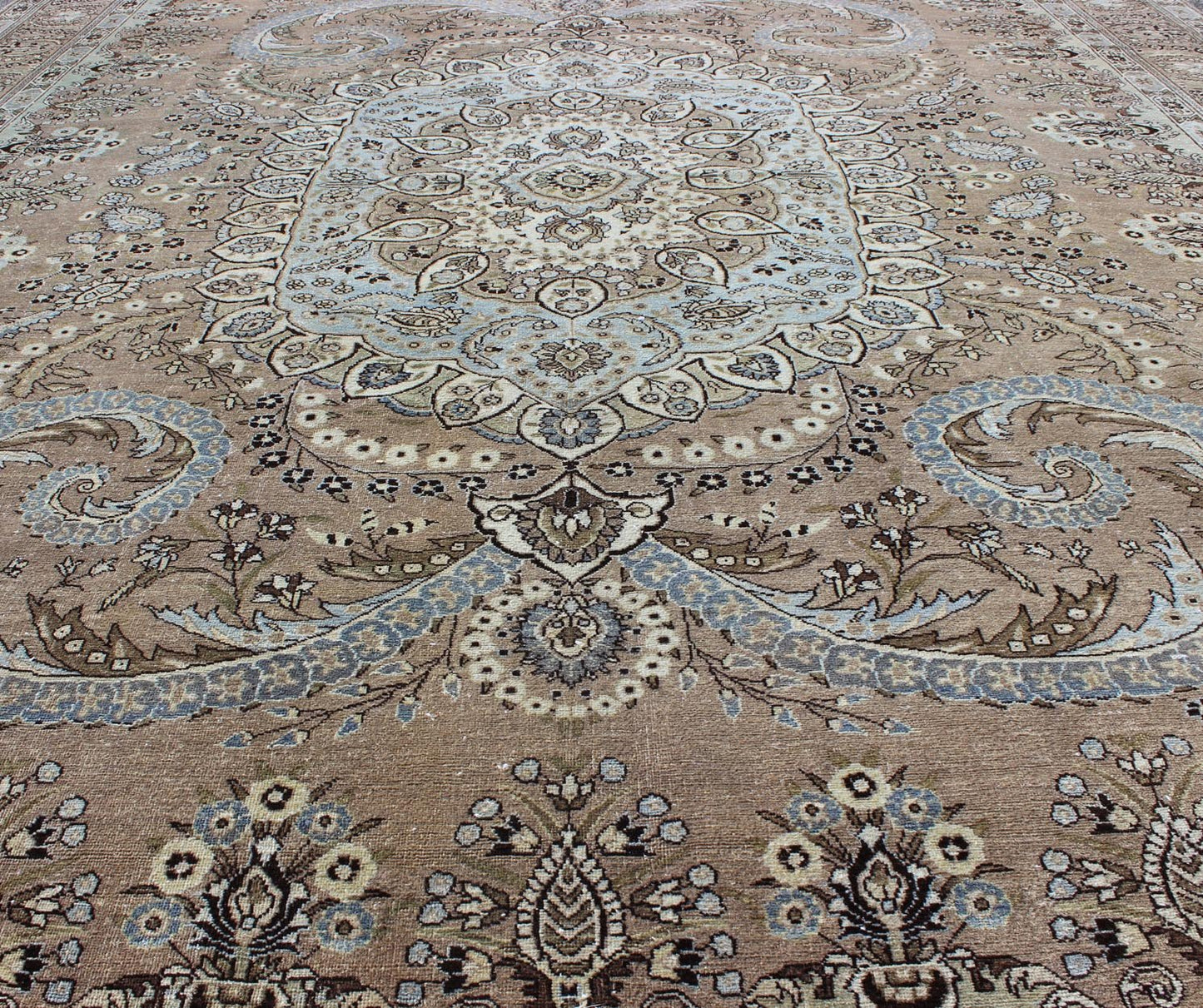 Vintage Persian Bakhtiari rug with stretched medallion in taupe, gray, brown. Keivan Woven Arts / rug / RM - K4570, country of origin / type: Iran / Bakhtiari, circa 1960 Measures: 11' x 14'6. This vintage Persian Bakhtiari rug from mid - 20th centur... - Keivan Woven ArtsRM - K4570 - 2179Rug