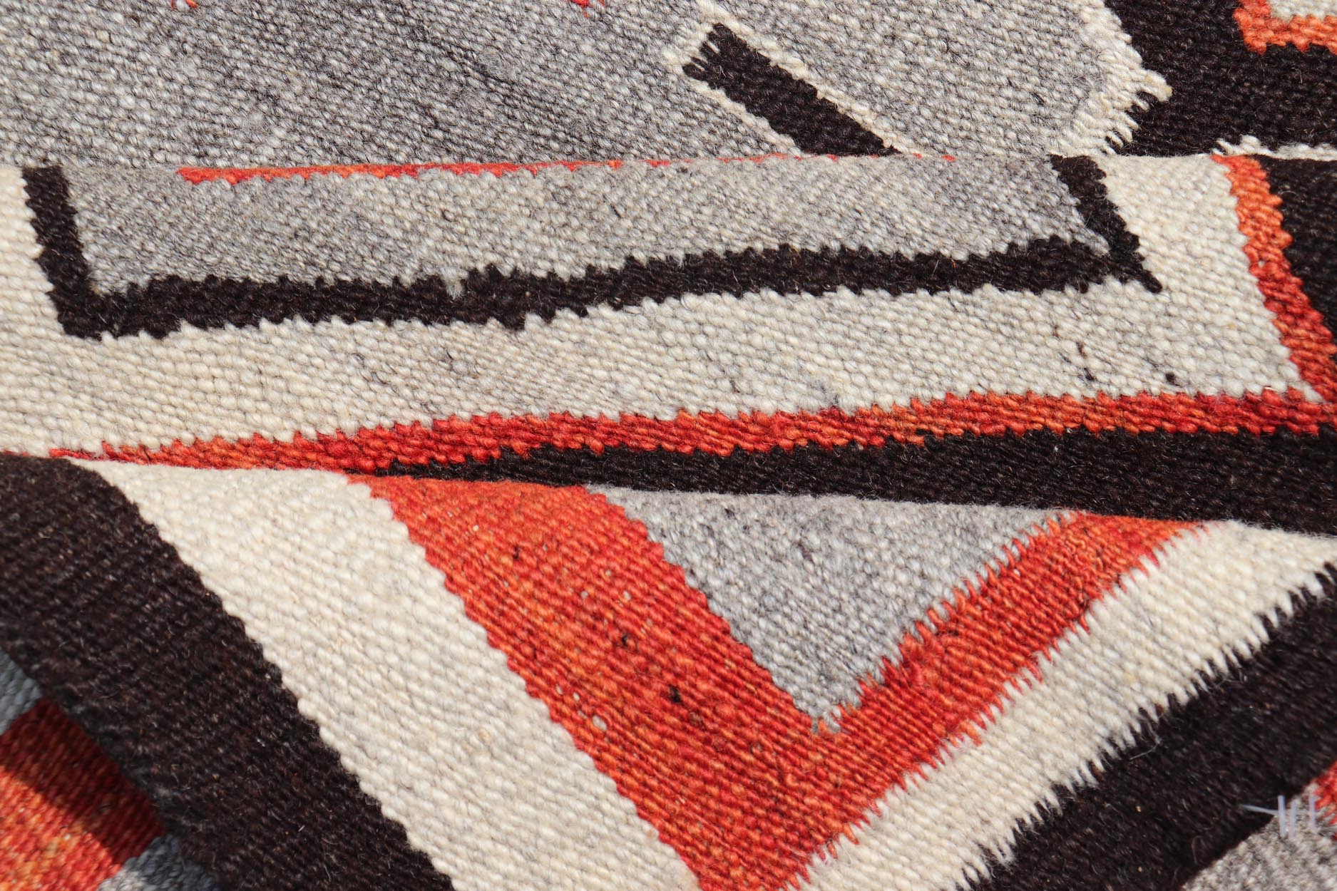 Navajo Modern Rug with Geometric Tribal Design in Gray, Red, Charcoal And Ivory. Keivan Woven Arts / rug RSC - 86503 - AR - 163, country of origin India, type: North America / Navajo, circa early 21st century. Measures: 3'1 x 4'11 This intriguing con... - Keivan Woven ArtsRSC - 86503 - AR - 163 - 25278Rug