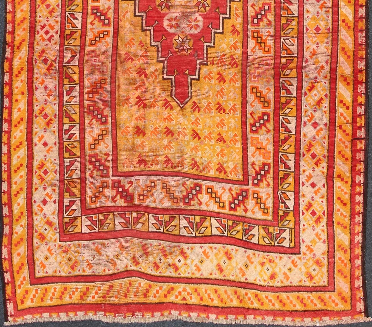 Antique Moroccan Rug With Medallion and Layered Geometric Borders. Vibrant Antique Moroccan rug with medallion and geometric layered border, rug s12 - 0404,. country of origin / type: Africa / Morocco, circa 1930's. Keivan Woven Arts, S12 - 0404. ... - Keivan Woven ArtsS12 - 0404 - 3227Rug