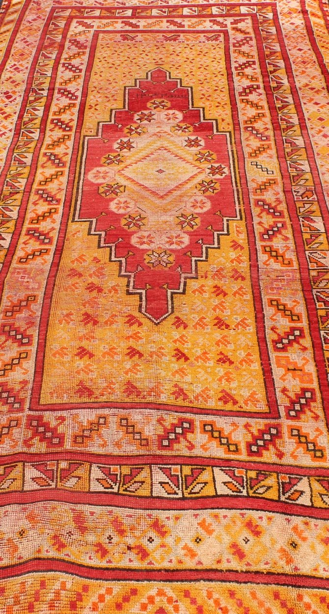 Antique Moroccan Rug With Medallion and Layered Geometric Borders. Vibrant Antique Moroccan rug with medallion and geometric layered border, rug s12 - 0404,. country of origin / type: Africa / Morocco, circa 1930's. Keivan Woven Arts, S12 - 0404. ... - Keivan Woven ArtsS12 - 0404 - 3227Rug