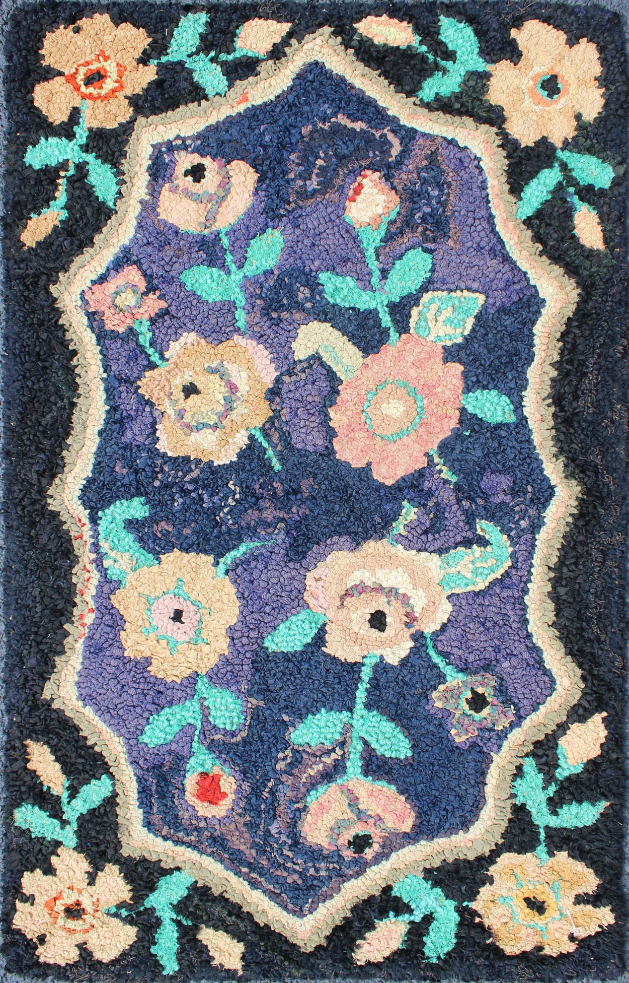 American Hooked Rug in Floral Pattern With Medallion on Purple/Blue, Black. Keivan Woven Arts - Antique American hooked rug with purple and black background, rug S12 - 1204, country of origin / type: United States / Hooked, circa 1940 Ingenious... - Keivan Woven ArtsS12 - 1204 - 4064Rug