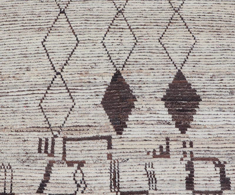 Modern Hand - Knotted Runner in Wool with Diamond Design in Neutral Tones. Keivan Woven Arts; rug SNK - 2281, country of origin / type: Afghanistan / Modern Casual, circa Early - 21th Century. Measures: 3'4 x 9'8 This modern casual tribal runner has b... - Keivan Woven ArtsSNK - 2281 - 24372Rug