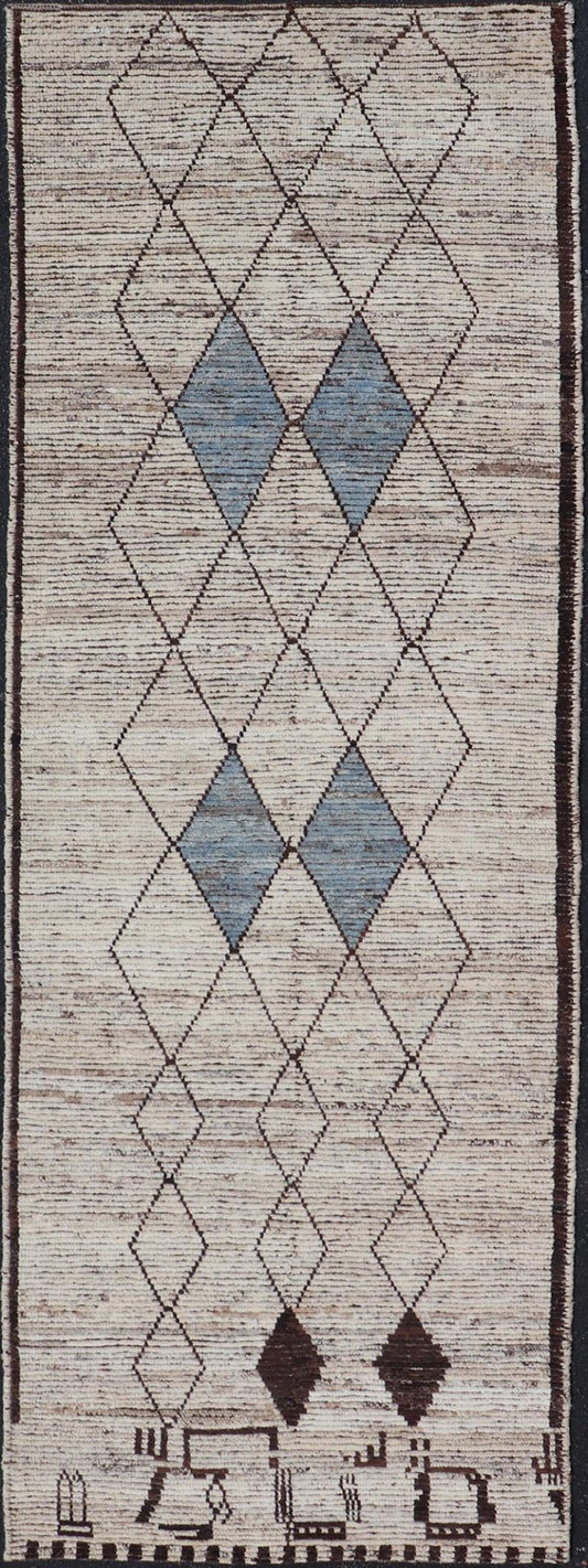Modern Hand - Knotted Runner in Wool with Diamond Design in Neutral Tones. Keivan Woven Arts; rug SNK - 2281, country of origin / type: Afghanistan / Modern Casual, circa Early - 21th Century. Measures: 3'4 x 9'8 This modern casual tribal runner has b... - Keivan Woven ArtsSNK - 2281 - 24372Rugs