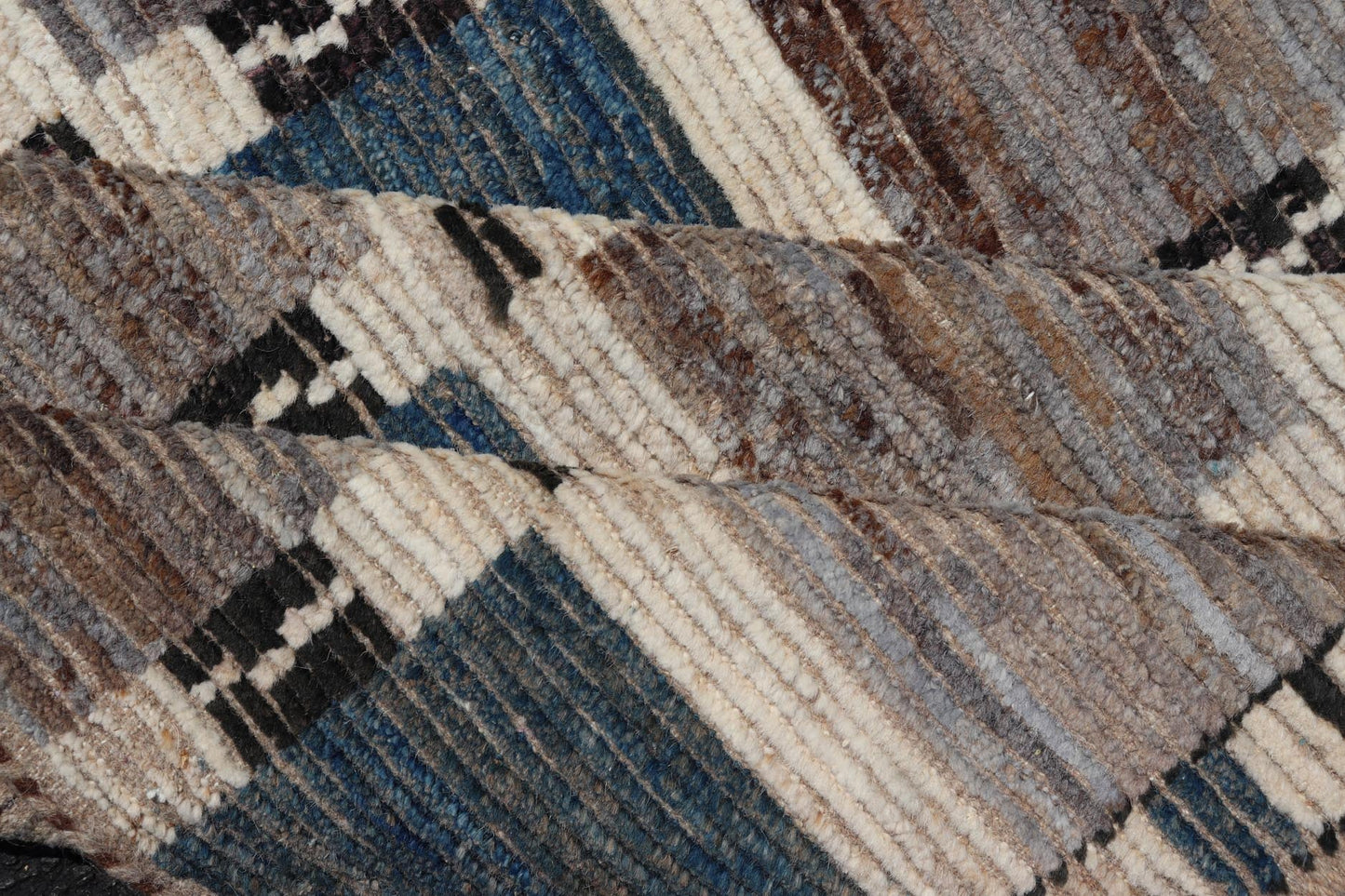 Modern Rug in Wool with Sub - Geometric Modern Tribal Design in Multicolor. Keivan Woven Arts / rug SNK - 2295, country of origin / type: Afghanistan / Modern Casual, circa Early - 21th Century. Measures: 6'9 x 9'10 This modern casual rug has been hand... - Keivan Woven ArtsSNK - 2295 - 24318Rug