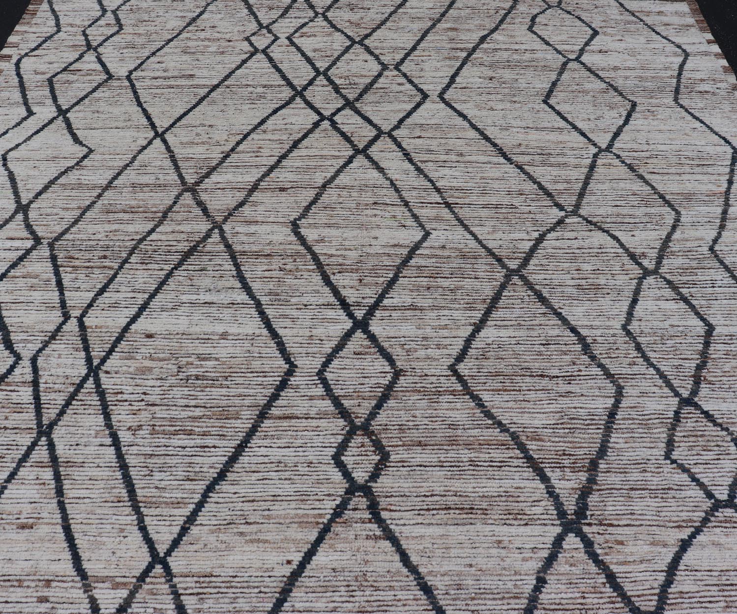 Modern Causal Tribal Rug in Wool with Free Flowing Design in Cream and Blue's. Keivan Woven Arts; rug SNK - 2400, country of origin / type: Afghanistan / Modern Casual, circa Early - 21th Century. Measures: 9'8 x 11'6 This modern casual tribal Moroc... - Keivan Woven ArtsSNK - 2400 - 24384Rug