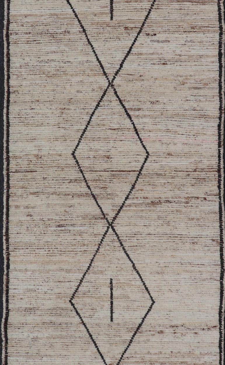 Modern Tribal Runner with Sub - Geometric Diamond Design in Cream and Brown. Keivan Woven Arts, rug SNK - 2412, country of origin / type: Afghanistan / Modern Casual, circa Early - 21th Century. Measures: 3'4 x 9'6 This modern casual tribal gallery r... - Keivan Woven ArtsSNK - 2412 - 24396