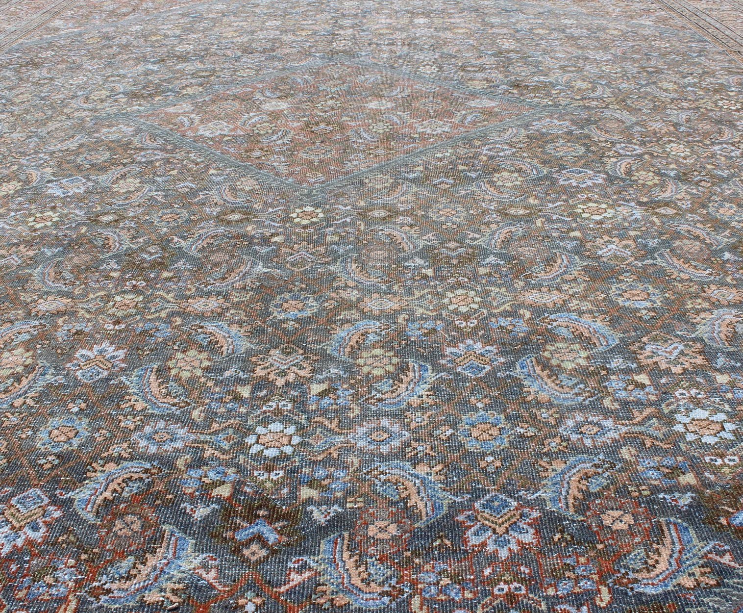 Large Antique Persian Sultanabad Mahal rug with sub Geometric All Over design in variegated Gray Green background and coral border. Keivan Woven Arts / rug SUS - 1803 - 220, country of origin / type: Iran / Sultanabad, circa 1910. Measures: 12'1 x 15'6.... - Keivan Woven ArtsSUS - 1803 - 220 - 9629Rug