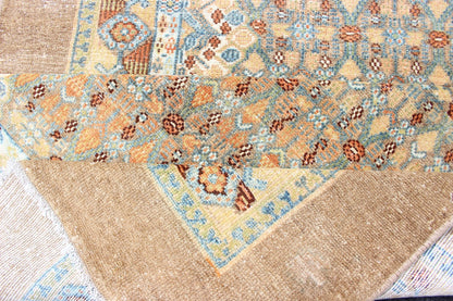 Antique Persian Camel Hair Serab Runner with Geometric Design in Light Colors. Geometric design Serab antique runner from Persia in multicolored light Tones, rug SUS - 2009 - 643, country of origin / type: Iran / Serab, circa 1900. This beautifu... - Keivan Woven ArtsSUS - 2009 - 643 - 13300Rug