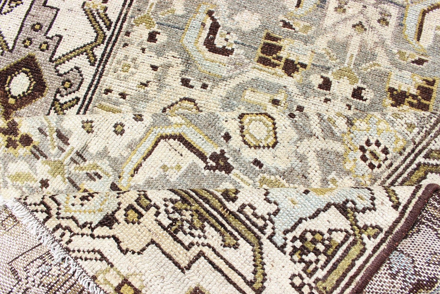 Antique Persian Malayer Rug with All - Over Tribal Design in Moss green Background Antique Persian Malayer small rug, rug SUS - 2009 - 676, country of origin / type: Iran / Malayer, circa 1910 This antique Persian Malayer rug, circa early 20t... - Keivan Woven ArtsSUS - 2009 - 676 - 13284Rug