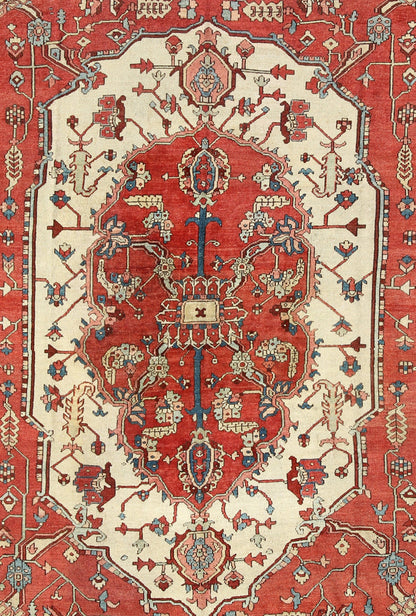 Antique Persian 19th Century Serapi Rug with Central Medallion Design in Cream Soft Red. Antique Persian Serapi Rug from 19th century, Keivan Woven Arts / rug /TRA - 0781, country of origin / type: Iran / Serapi , circa 1890. Measures: 9' ... - Keivan Woven ArtsTRA - 0781 - 711Rug