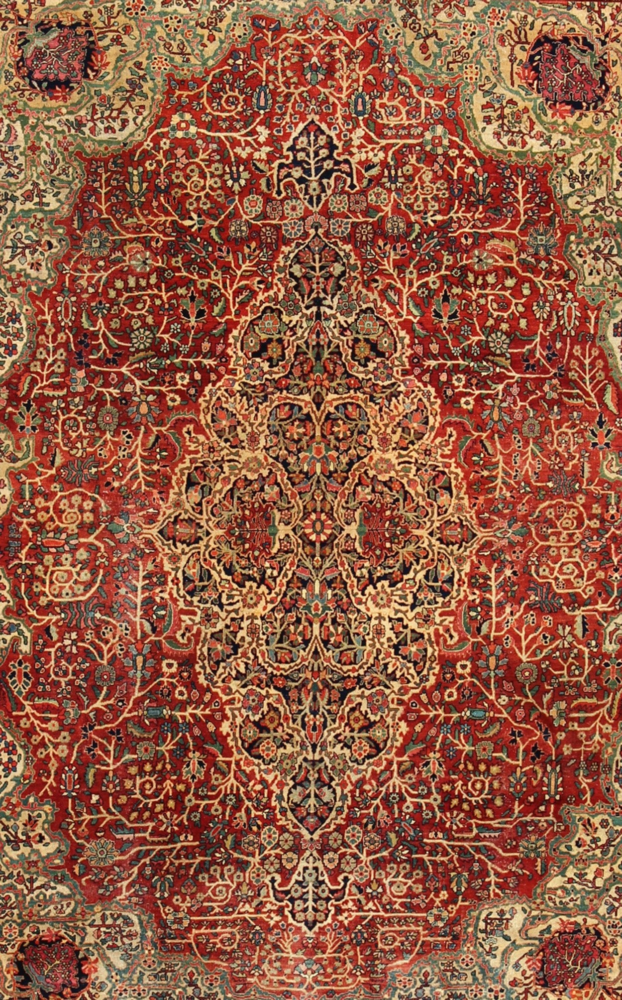 19th Century Antique Persian Sarouk Feraghan Rug with intricate Classic Design Classic design Antique Persian Rug with intricate Design, Keivan Woven Arts / rug TRA - 120702, country of origin / type: Iran / Sarouk Feraghan , circa 1890. Me... - Keivan Woven ArtsTRA - 120702 - 3291Rug