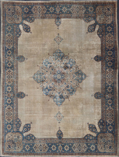 Antique Amritstar Carpet Antique Hand Knotted Amritsar Carpet in Taupe, Light Brown and Blue Accent's Antique Hand Knotted Amritsar Carpet in Taupe, Light Brown and Blue Accent's, Keivan Woven Arts / rug / TRA - 5101. 1920 circa Early 20th Century... - Keivan Woven ArtsTRA - 5101A - 427Rug