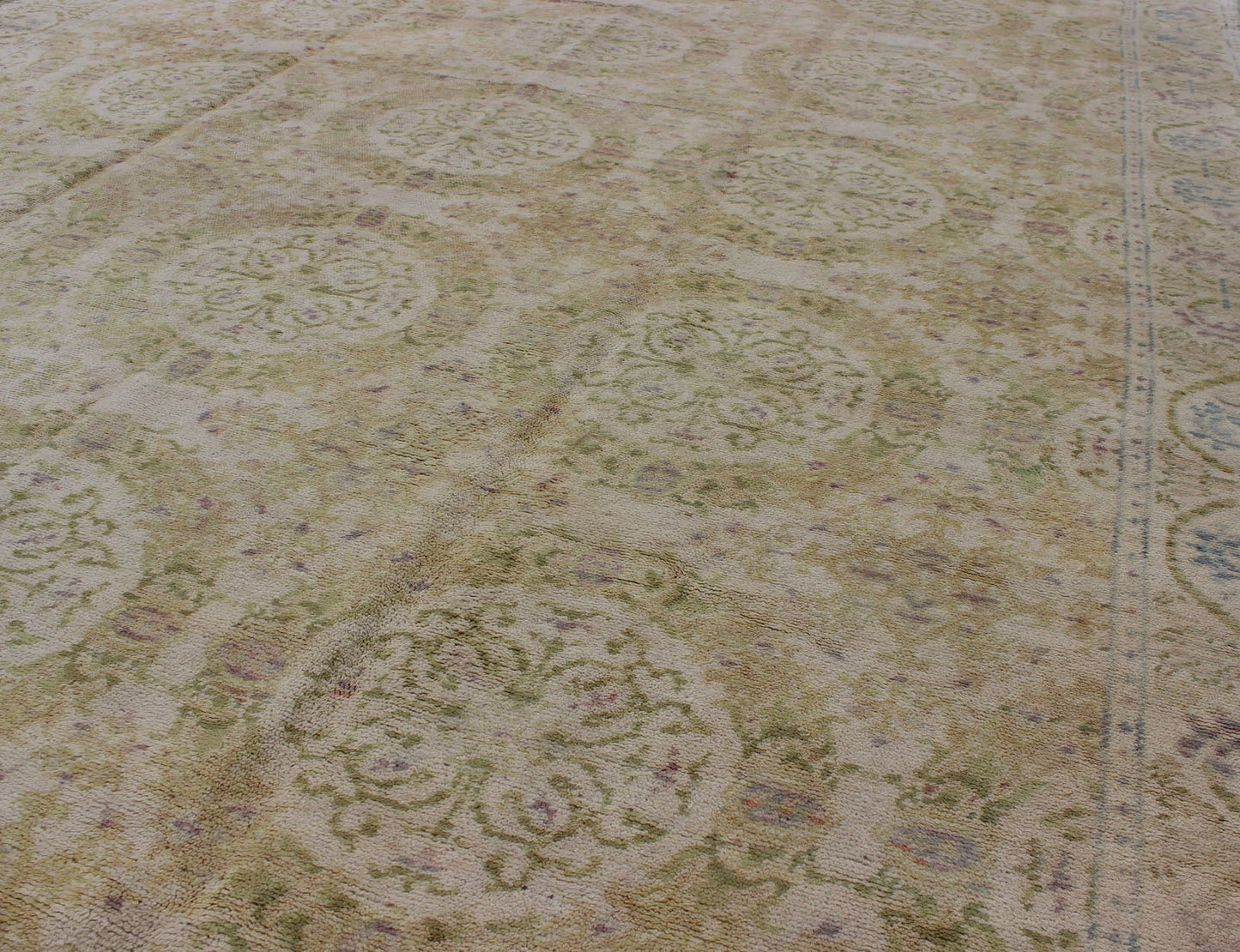 Antique Spanish Carpet in Yellow Green, Ivory and Lavender. Antique Spanish Carpet in Yellow Green, and Lavender, accent colors of medium green and light blue, Keivan Woven Arts/rug / TRA - 6052, country of origin / type: Spain / Spanish, circa 19... - Keivan Woven ArtsTRA - 6052 - 1752Rug