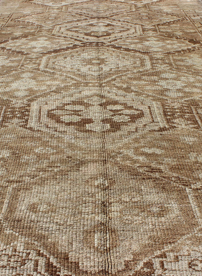 Cream, Tan and Brown Vintage Turkish Oushak Long Rug With All - Over Diamond Design, Keivan Woven Arts / rug tu - 90801, country of origin / type: Turkey / Oushak, circa 1930. This vintage Oushak rug, circa mid - 20th century. Features a unique blend ... - Keivan Woven ArtsTU - 90801 - 1686Rug