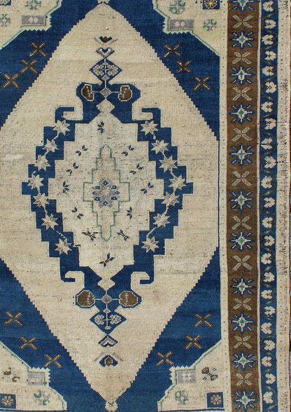 Keivan Woven Arts - Vintage Turkish Oushak Medallion Rug in Navy Blue, Ivory, Taupe and Brown, Tulu rugs, Moroccan Rugs, Vintage Tulu, Vintage Moroccan Measures: 4'4 x 7'6. This vintage Turkish Oushak carpet (circa mid - 20th century) feature... - Keivan Woven ArtsTU - 9305 - 1676Rug