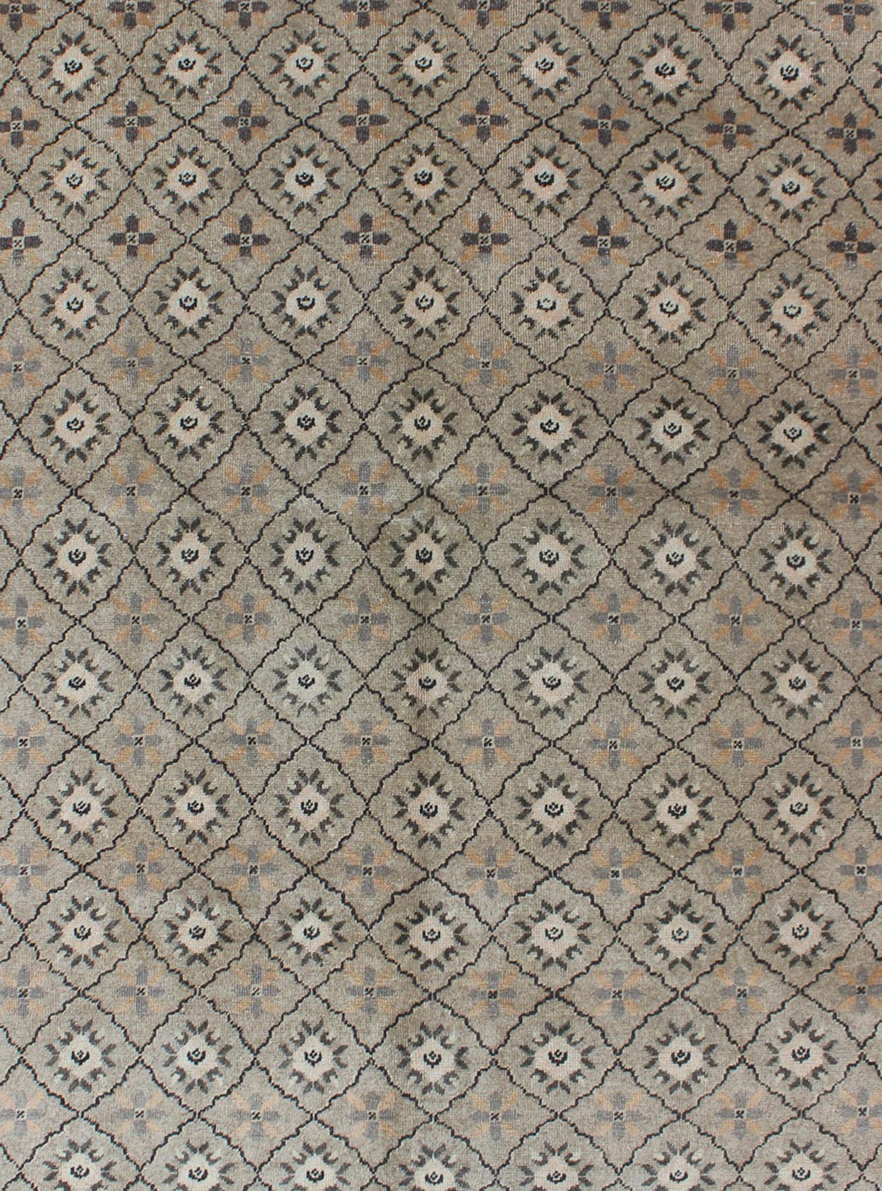 Vintage Hand Knotted Turkish Sivas Rug with All - Over Design in Florals Vintage Turkish Sivas rug with all - over stylized diamond motifs in gray, Keivan Woven Arts / rug ALG - 136570, country of origin / type: Turkey / Sivas, circa mid - 20th century... - Keivan Woven ArtsTU - ALG - 136570 - 4926Rug