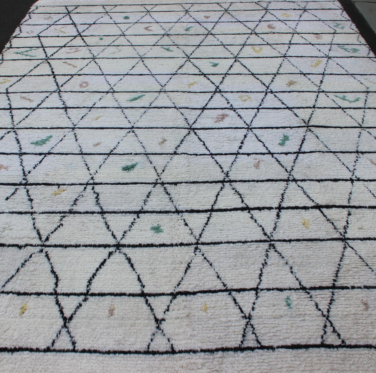 Measures: 10 x 14'7. Modern Moroccan rug with all - over Lattice design in Ivory/white and black with pops of color. Moroccan Tulu Rug on Ivory Background With Black Diamond by Keivan Woven Arts. rug TU - ALG - 19, country of origin / type: Turkey / Triba... - Keivan Woven ArtsTU - ALG - 19 - 12048Rug