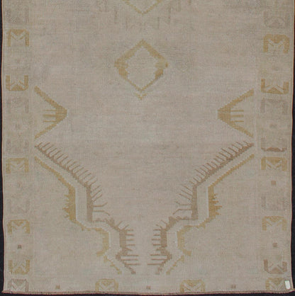 Light Colored Vintage Oushak Runner With Geometric Medallion in Taupe Color and Golden Color Medallion Oushak Gallery carpet, Keivan Woven Arts / rug TU - ALK - 3552, country of origin / type: Turkey / Oushak, circa 1940. Light colored vintage Ousha... - Keivan Woven ArtsTU - ALK - 3552 - 12054Rug