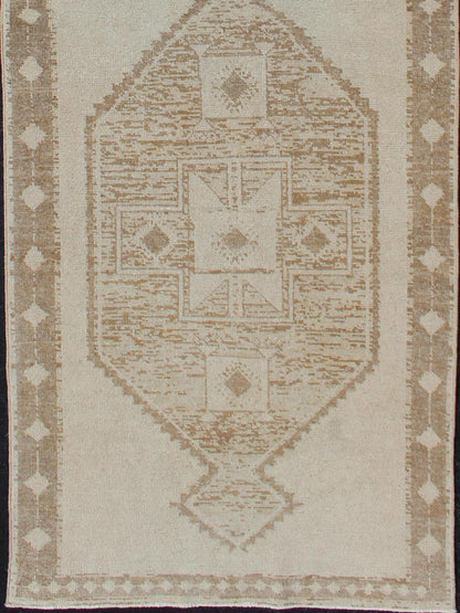 Vintage Turkish Oushak Wide Runner With Three Geometric Medallions in Neutral Colors. Midcentury vintage Turkish Oushak runner with three flowing medallions, rug/TU - ALK - 3573, country of origin / type: Turkey / Oushak, circa mid - 20th century. ... - Keivan Woven ArtsTU - ALK - 3573 - 12074Rug