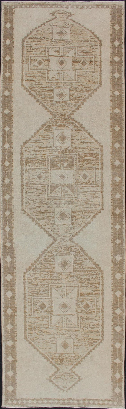 Vintage Turkish Oushak Wide Runner With Three Geometric Medallions in Neutral Colors. Midcentury vintage Turkish Oushak runner with three flowing medallions, rug/TU - ALK - 3573, country of origin / type: Turkey / Oushak, circa mid - 20th century. ... - Keivan Woven ArtsTU - ALK - 3573 - 12074Rug
