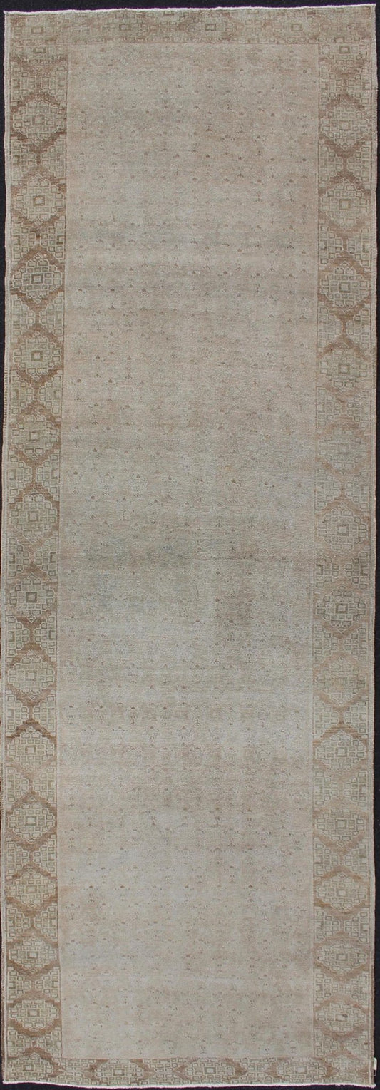 Floral All - Over Medallion Vintage Turkish Oushak Runner With Faded Color Palette Floral all - over vintage Turkish Oushak runner with faded color palette, Keivan Woven Arts / rug TU - ALK - 3583, country of origin / type: Turkey / Oushak, circa 1930 ... - Keivan Woven ArtsTU - ALK - 3583 - 12086