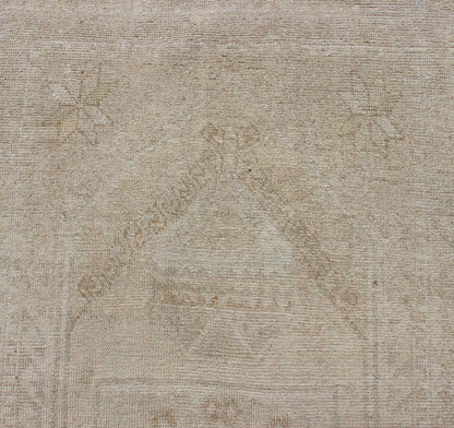 Vintage Turkish Oushak Runner with Floral Medallions in Taupe and Sandy Color Vintage Turkish Oushak runner with floral medallions, Keivan Woven Arts / rug TU - ALK - 3584 , country of origin / type: Turkey / Oushak, circa 1940. This vintage... - Keivan Woven ArtsTU - ALK - 3584 - 12090Rug