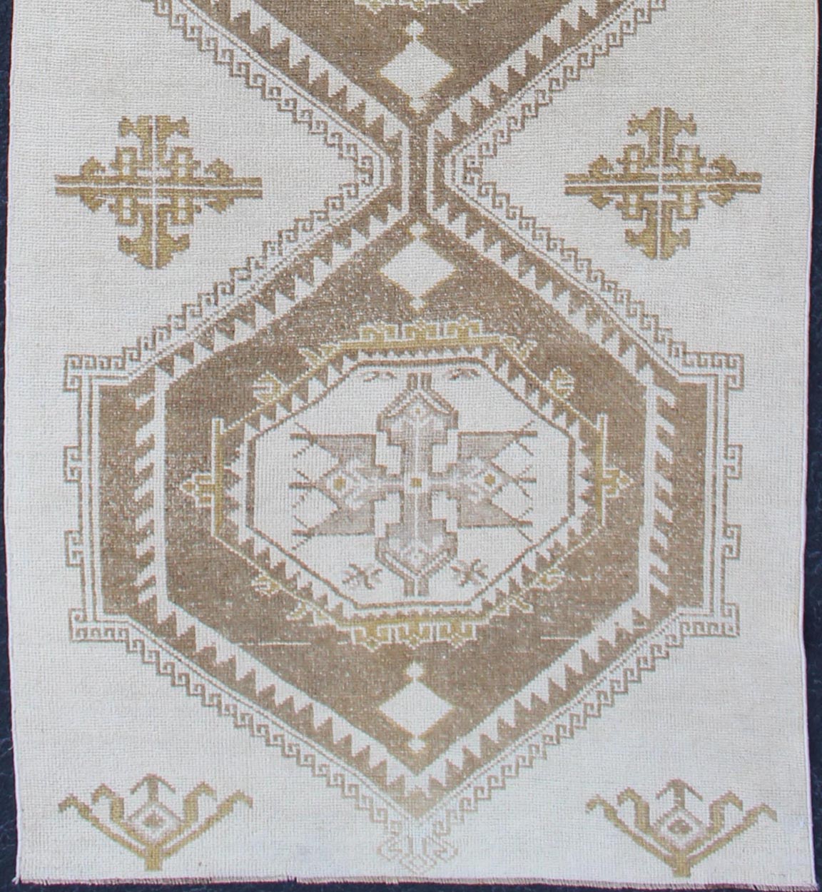Subdued Vintage Hand Knotted Turkish Oushak Runner With Medallions in Cream and Brown Lightly toned vintage Turkish Runner with Oushak design, Keivan Woven Arts / rug TU - ALK - 4883, country of origin / type: Turkey / Oushak, circa 1940. Thi... - Keivan Woven ArtsTU - ALK - 4883 - 12134Rug