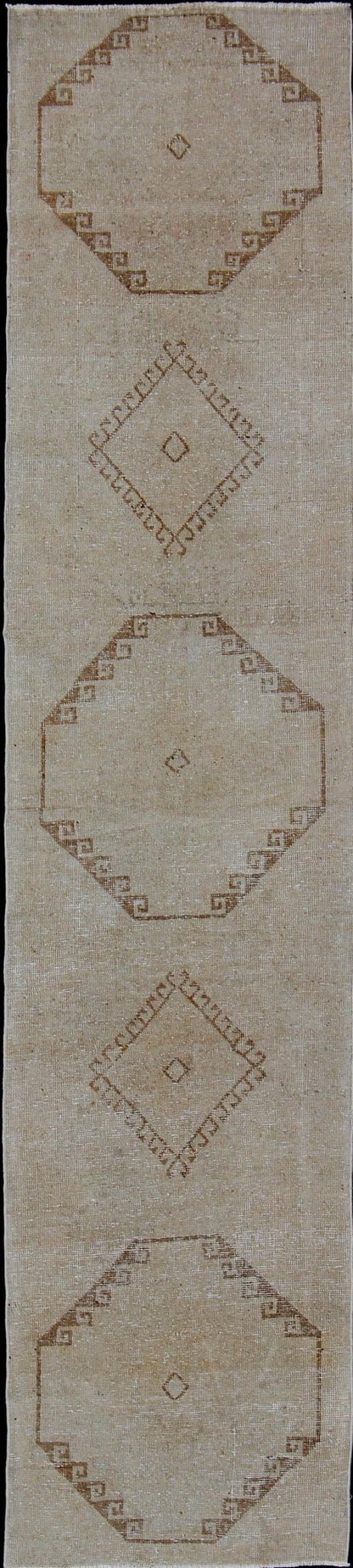 Vintage Turkish Oushak Runner with Etched Medallion Design Stylized Medallion Oushak Carpet, rug tu - alk - 4885, country of origin / type: Turkey / Oushak, circa 1940 This Oushak carpet from mid - 20th century Turkey features a multi - medallion... - Keivan Woven ArtsTU - ALK - 4885 - 10728Rug