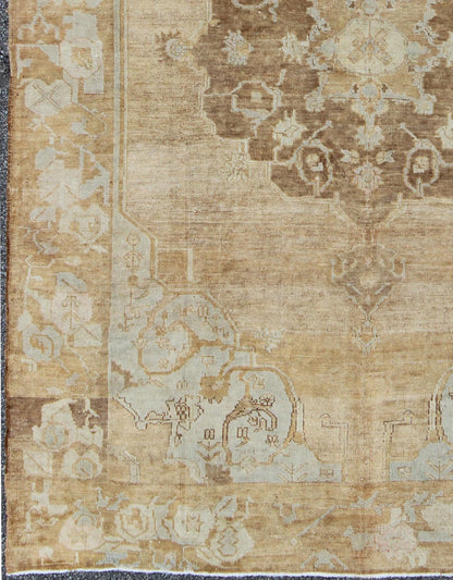 Vintage Turkish Kars rug with floral medallion in camel, tan, taupe, gray, sand, Keivan Woven Arts, rug TU - ARS - 433, country of origin / type: Turkey / Oushak, circa 1940 This vintage Turkish Kars rug (circa mid - 20th century) features a unique bl... - Keivan Woven ArtsTU - ARS - 433 - 2448Rug